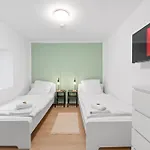 Home2stay In Zentrum Kitchen, Wifi, Smart Tv Apartmán Nuertingen