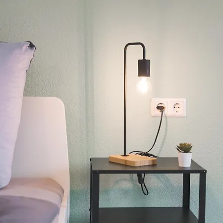 Lejlighed Home2stay In Zentrum Kitchen, Wifi, Smart Tv Nuertingen