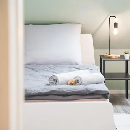 Moderne Monteurwohnungen In Zentrum Kitchen, Wifi, Smart Tv Appartement