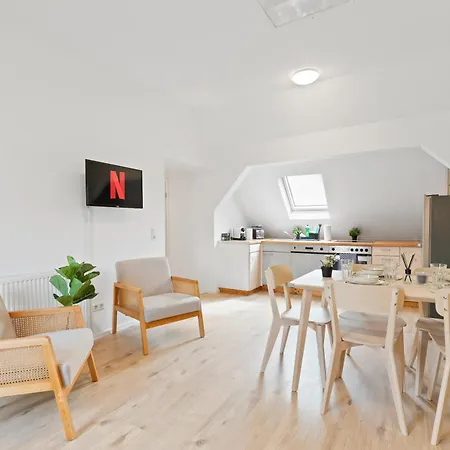 Appartement Moderne Monteurwohnungen In Zentrum Kitchen, Wifi, Smart Tv *