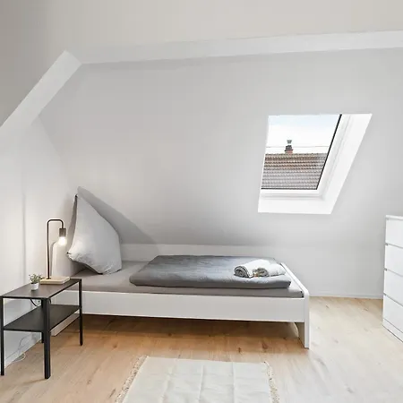 Apartmenthaus Zentrum Kitchen,wifi,smart Tv *** Apartment Nuertingen