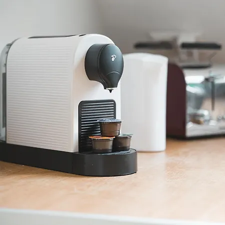 Moderne Monteurwohnungen In Zentrum Kitchen, Wifi, Smart Tv *