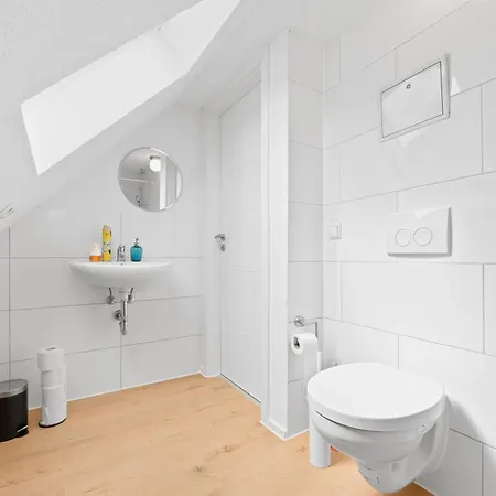 Moderne Monteurwohnungen In Zentrum Kitchen, Wifi, Smart Tv Appartement