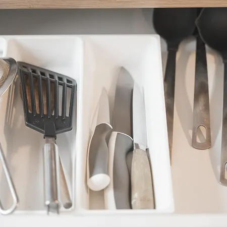 Moderne Monteurwohnungen In Zentrum Kitchen, Wifi, Smart Tv Appartement *