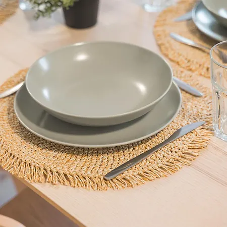 Moderne Monteurwohnungen In Zentrum Kitchen, Wifi, Smart Tv Nuertingen