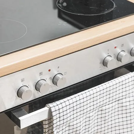 Appartement Moderne Monteurwohnungen In Zentrum Kitchen, Wifi, Smart Tv *