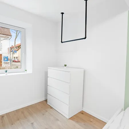 Apartmenthaus Zentrum Kitchen,wifi,smart Tv *** Nuertingen