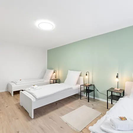 Appartement Moderne Monteurwohnungen In Zentrum Kitchen, Wifi, Smart Tv *