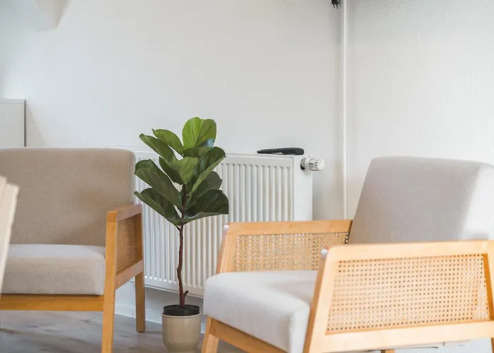 Moderne Monteurwohnungen In Zentrum Kitchen, Wifi, Smart Tv *