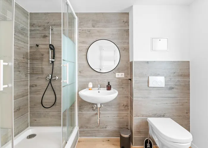 Moderne Monteurwohnungen In Zentrum Kitchen, Wifi, Smart Tv נורטינגן