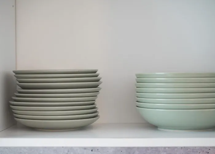 Moderne Monteurwohnungen In Zentrum Kitchen, Wifi, Smart Tv