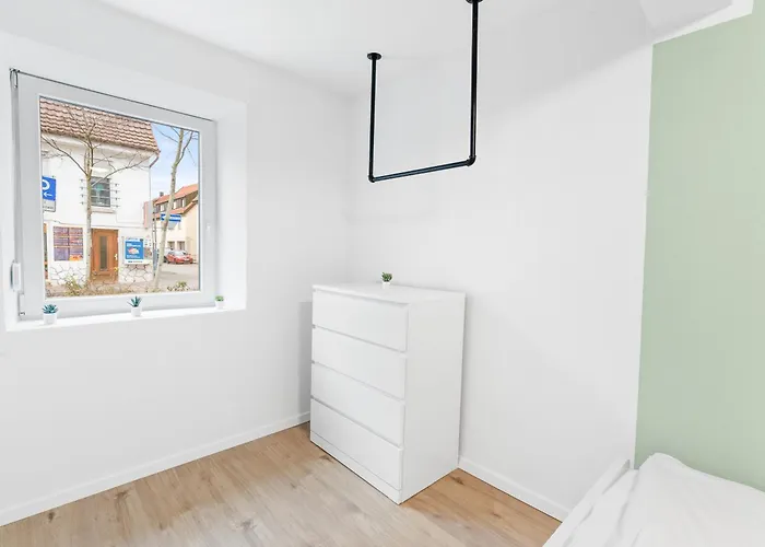 Moderne Monteurwohnungen In Zentrum Kitchen, Wifi, Smart Tv נורטינגן