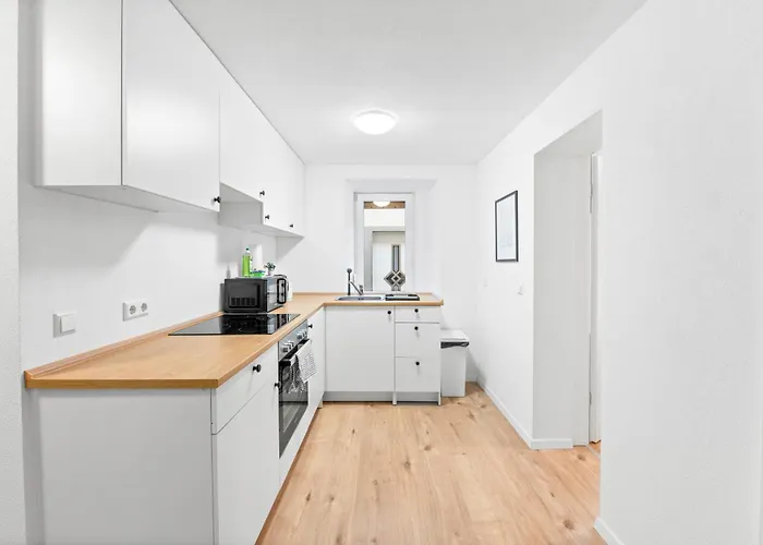 Moderne Monteurwohnungen In Zentrum Kitchen, Wifi, Smart Tv * נורטינגן